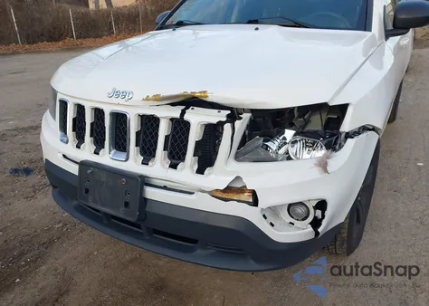 2014 Jeep Compass Sport from USA, damaged, VIN 1C4NJDBB4ED879883